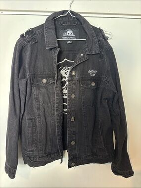 Sketchy Tank vintage Black Distressed Denim Shirt Jacket
